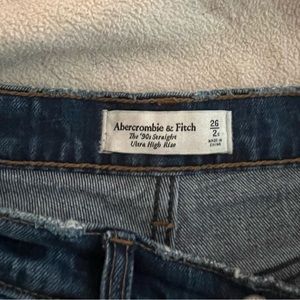 Abercrombie 90’s high rise straight jeans.